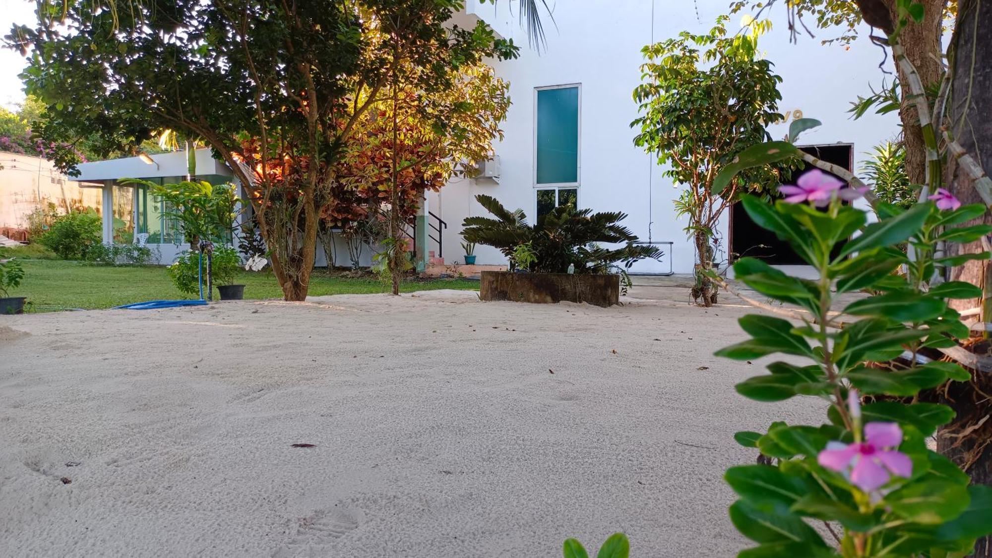 Batikseafood Airport & Room Ban Bo Sai Klang ภายนอก รูปภาพ