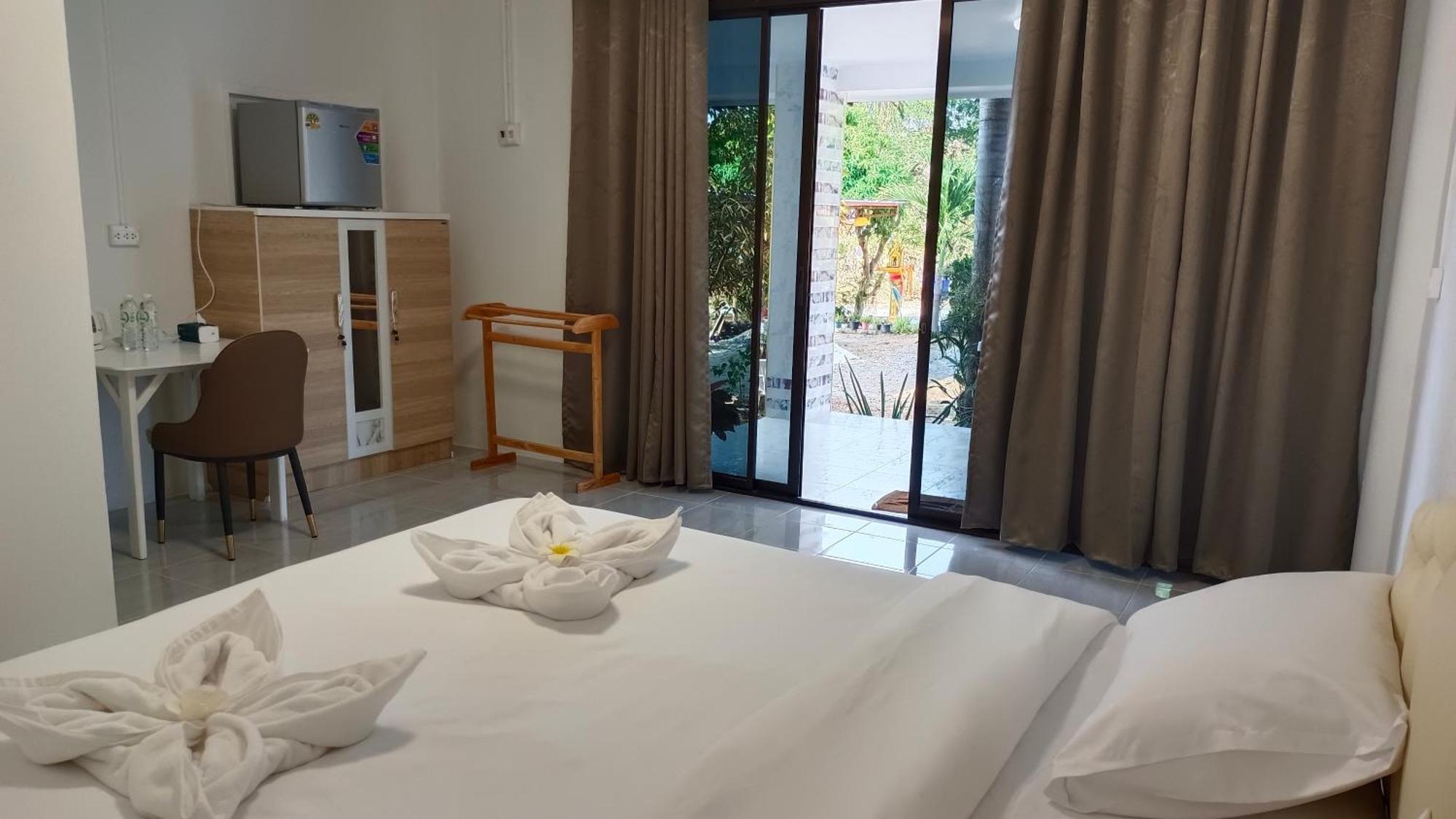 Batikseafood Airport & Room Ban Bo Sai Klang ภายนอก รูปภาพ